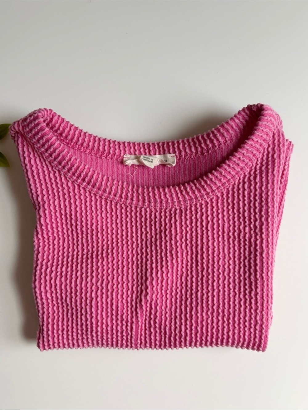 women’s moa moa pink ribbed crop top